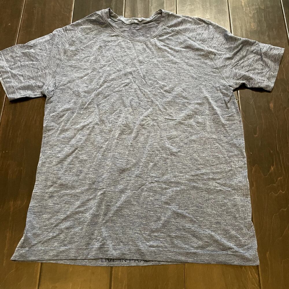 Lululemon Metal Vent Tech Short Sleeve Blue Mens Size L